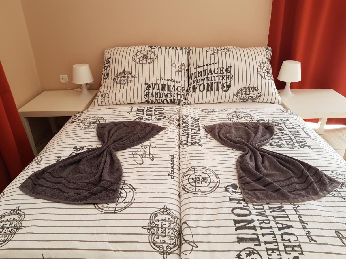 Crystal Es Susanne Panzio Bed & Breakfast Siofok Dış mekan fotoğraf
