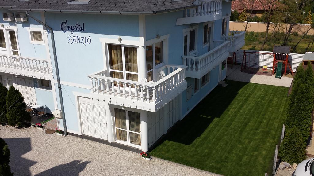 Crystal Es Susanne Panzio Bed & Breakfast Siofok Dış mekan fotoğraf