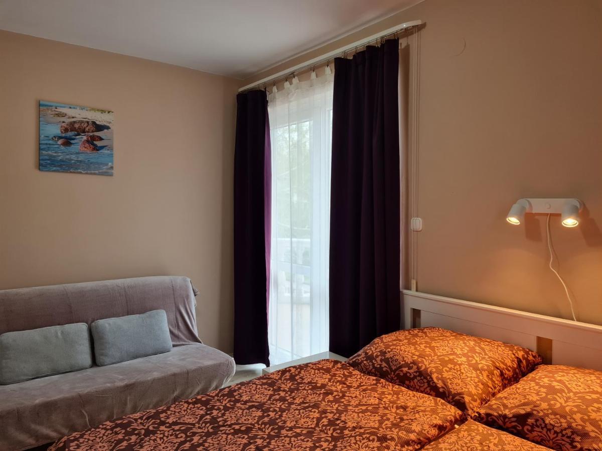 Crystal Es Susanne Panzio Bed & Breakfast Siofok Dış mekan fotoğraf