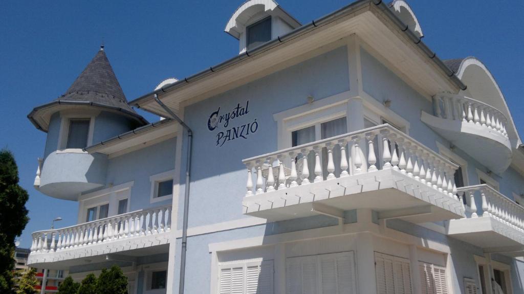 Crystal Es Susanne Panzio Bed & Breakfast Siofok Dış mekan fotoğraf